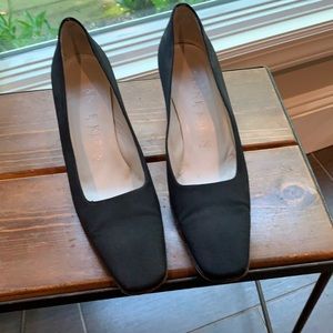 Anne Klein skin shoes